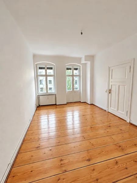 First occupancy after refurbishment close to S-Bahn/Regionalbahn — photo 1